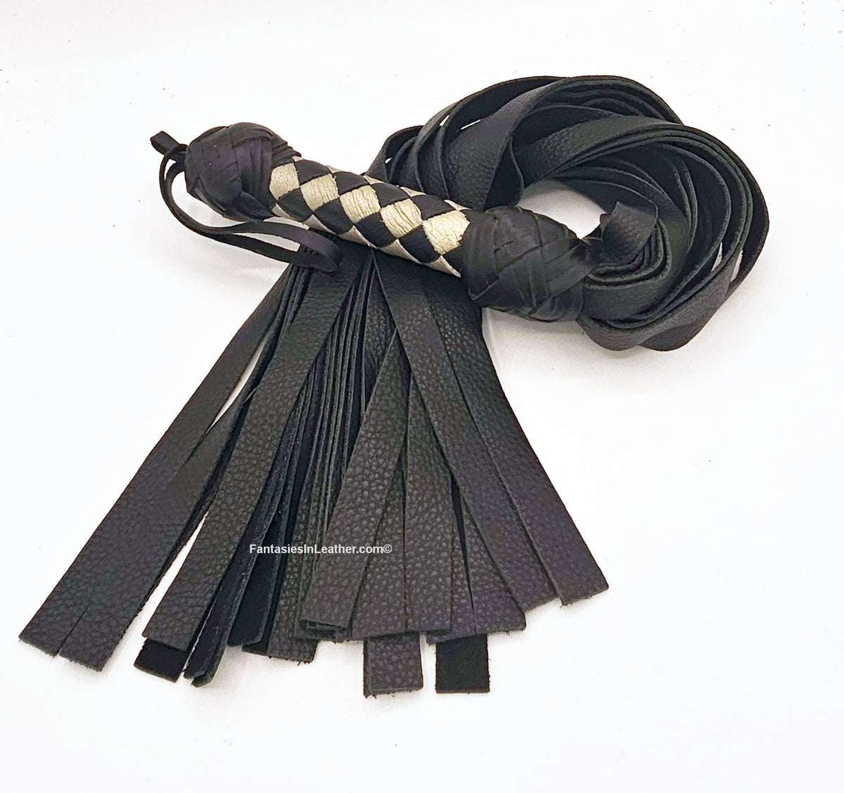 Platinum And Black Diamond Weave Leather Flogger
