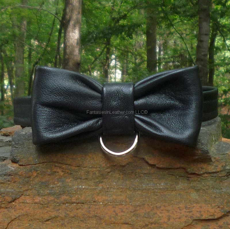 Leather Bowtie With D-Ring